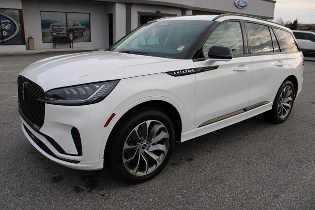 2025 Lincoln Aviator Premiere