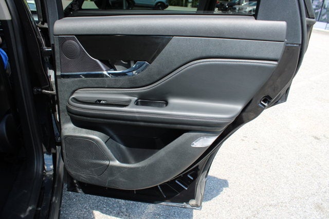 2025 Lincoln Corsair Premier - Black exterior view 14