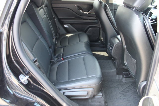 2025 Lincoln Corsair Premier - Black exterior view 15