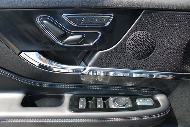 2025 Lincoln Corsair Premier - Black exterior view 20