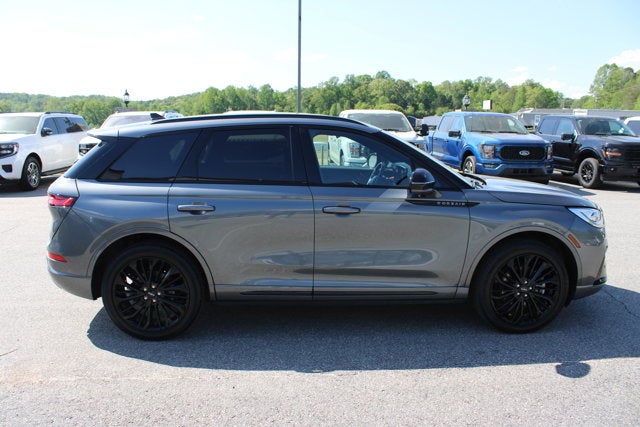 2025 Lincoln Corsair Grand Touring - Gray exterior view 4