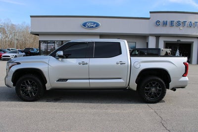 2022 Toyota Tundra 4WD Platinum