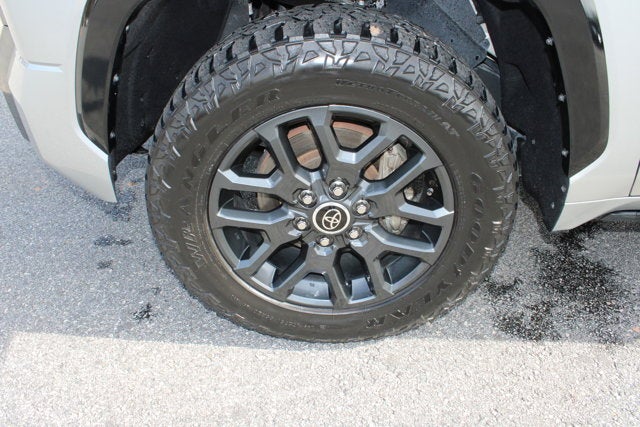 2022 Toyota Tundra 4WD Platinum