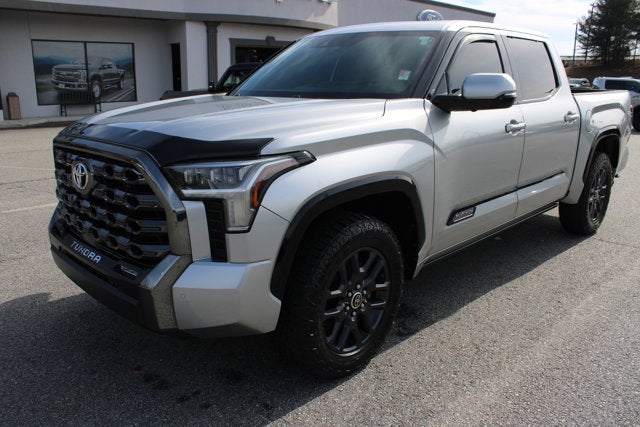 2022 Toyota Tundra 4WD Platinum