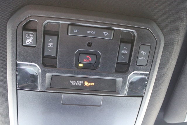 2022 Toyota Tundra 4WD Platinum