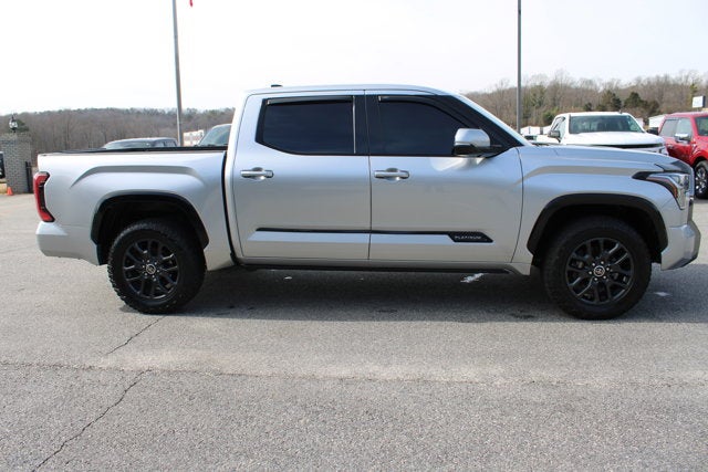 2022 Toyota Tundra 4WD Platinum