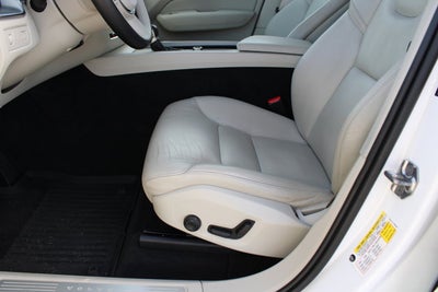 2018 Volvo XC60 Momentum