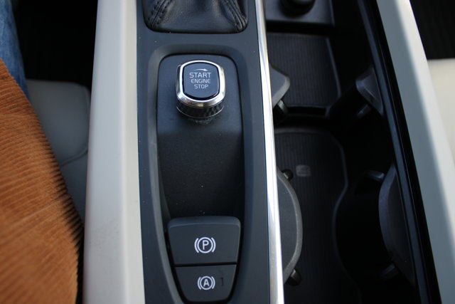 2018 Volvo XC60 Momentum