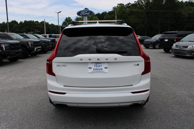 2020 Volvo XC90 Momentum